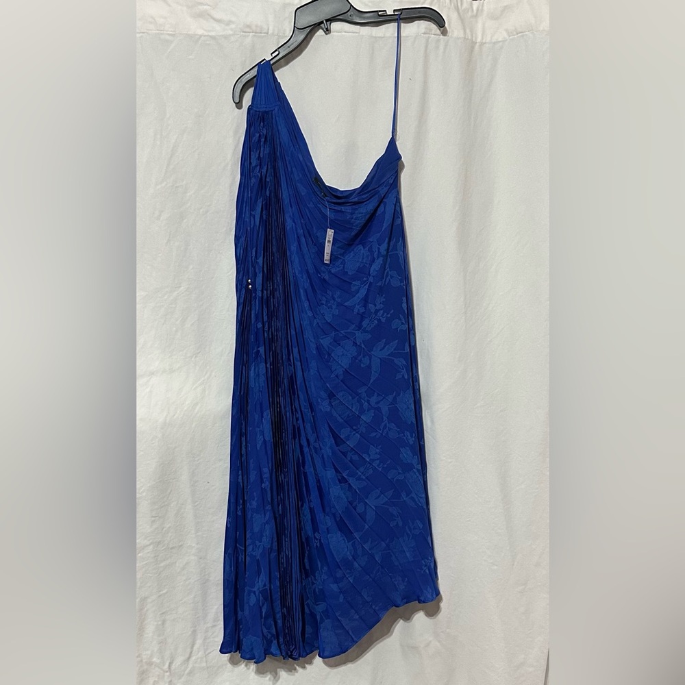 Elegant BR one-shoulder pleated brocade Dress